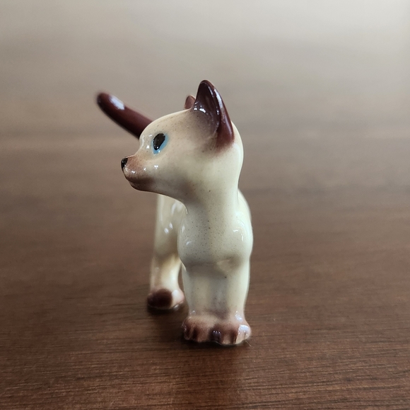 A Lot of Four Miniature Cat Figurines - Picture 11 of 16